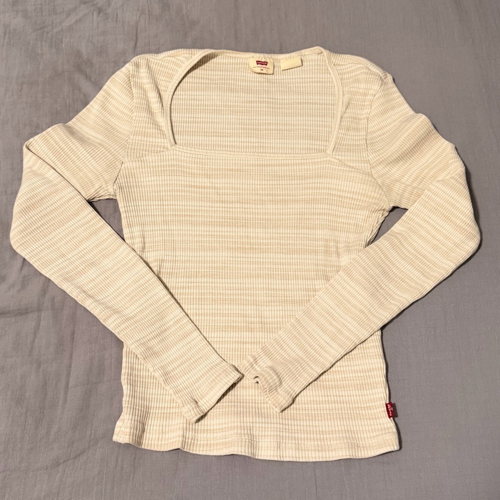 Levi’s Cream Long Sleeve Ribbed Top